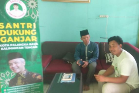 Berbagi Kebaikan, Santri Dukung Ganjar Kalteng Bawa Bantuan Khusus untuk Ponpes Al Huda - JPNN.COM