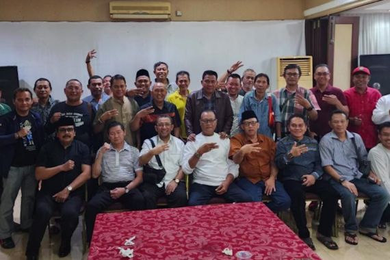 Relawan Erick Thohir Gelar Buka Puasa Bersama Advokat, Aktivis dan Tokoh Jawa Timur - JPNN.COM