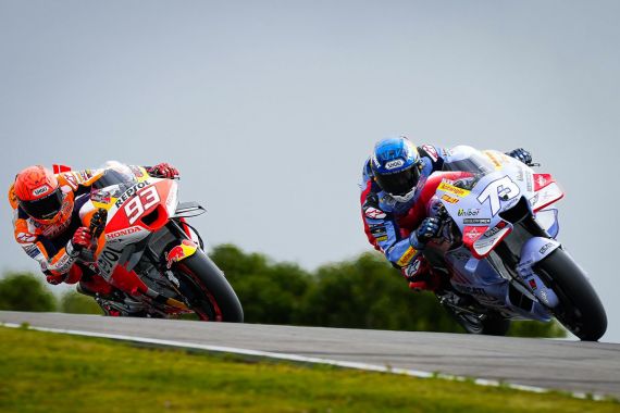 Marquez Menggila dari Q1 ke Q2, Ukir Rekor dan Start Pertama di MotoGP Portugal - JPNN.COM