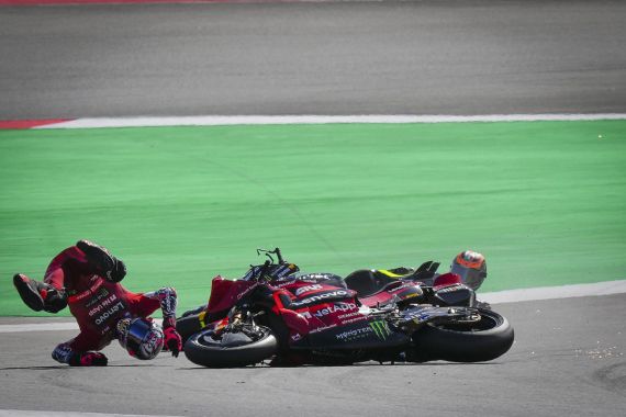 Patah Tulang, Pol Espargaro dan Enea Bastianini Absen di MotoGP Portugal - JPNN.COM