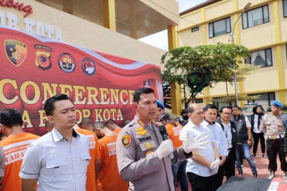 Siswa SMK Pembacok Pelajar di Pomad Bogor Berpindah-pindah Tempat - JPNN.COM