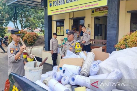 Polisi Sita 300 Selongsong Petasan di Batang - JPNN.COM