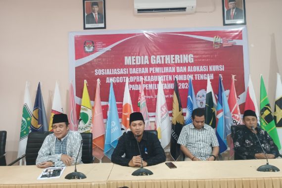 KPU Lombok Tengah Pastikan Jumlah Kursi DPRD Untuk 2024 Tetap 50 - JPNN.COM