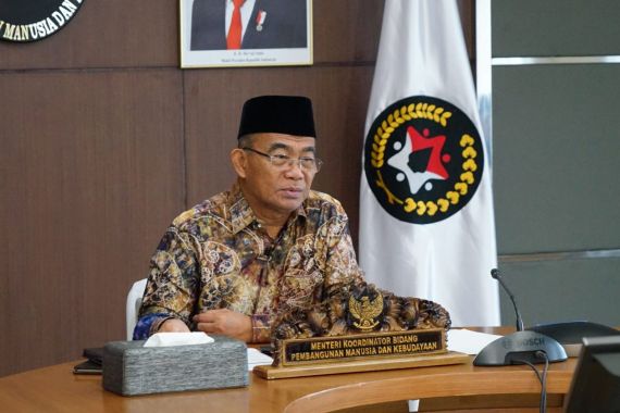 Menko PMK Desak Perusahaan Tambang Ikut Memerangi Stunting di Malut - JPNN.COM
