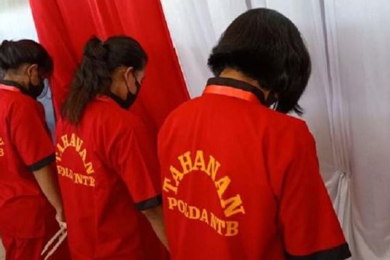 Jalankan Bisnis Prostitusi di Mataram, 3 Perempuan Muncikari Ditangkap, Tuh Orangnya - JPNN.COM