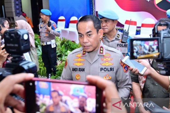 Irjen Andi Rian Ingatkan Mahasiswa soal Unjuk Rasa, Simak Kalimatnya - JPNN.COM