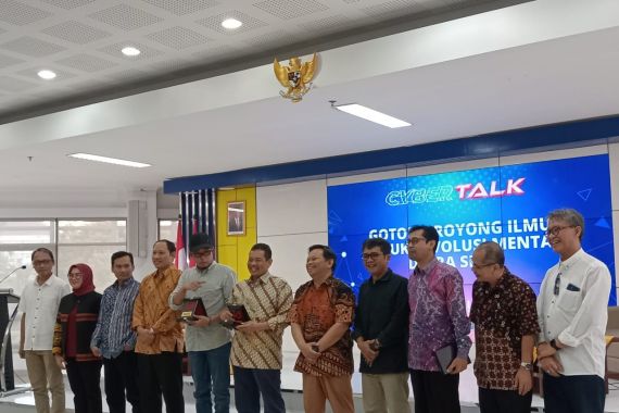 Gandeng Kemenko PMK, Pandi Institute Gelar Cybertalk, Wujudkan Indonesia Emas 2024 - JPNN.COM