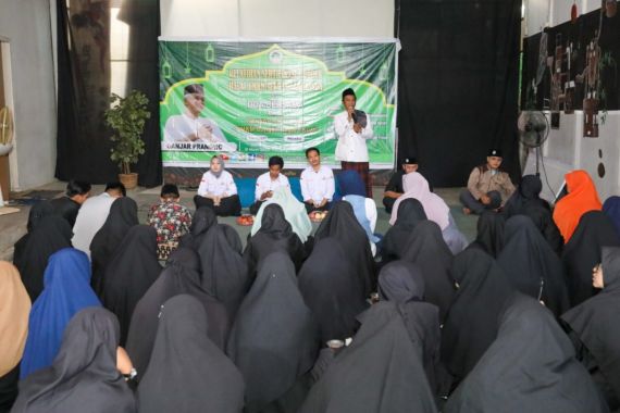 SDG Kaltim Akselerasi Sertifikasi Halal Lewat Pelatihan di Kota Samarinda - JPNN.COM