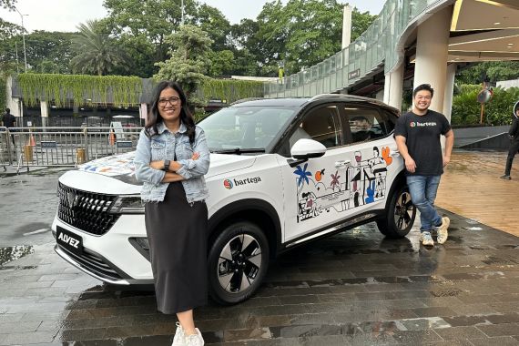 Bartega Hadirkan Karya Seni Lukis di Wuling Alvez - JPNN.COM