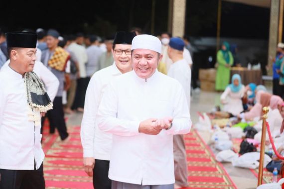 Safari Ramadan, Gubernur Herman Deru Minta Nakes Jangan Lekas Puas Meski Stunting Turun - JPNN.COM
