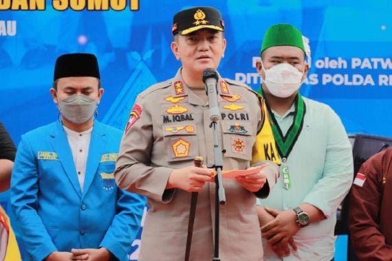 Silakan Catat, Irjen M Iqbal Sebar Nomor WA Pribadi demi Terima Laporan Warga Riau - JPNN.COM