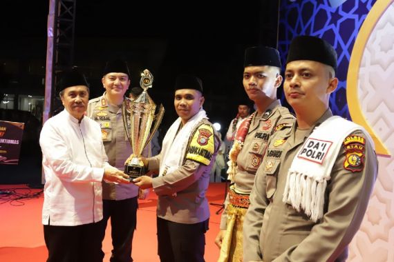 Keren, Kapolda Riau Gelar Lomba Dai dan Kasidah untuk Anak Buah dari Semua Polres - JPNN.COM