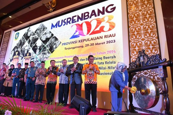 Kemendagri Mengapresiasi Prestasi Kepulauan Riau IPM Tertinggi di Sumatra - JPNN.COM