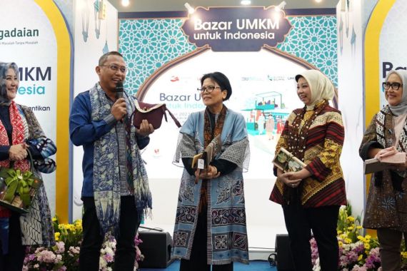 Pegadaian dan PNM Gelar Bazar UMKM untuk Indonesia Agar Naik Kelas - JPNN.COM