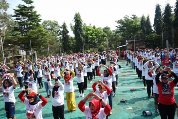 Galang Dukungan di Salatiga, Relawan Sedulur Saklawase Gelar Baksos hingga Senam - JPNN.COM