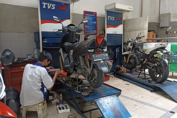 Sambut Tradisi Mudik 2023, TVS Gelar Service Lebaran 2023 - JPNN.COM