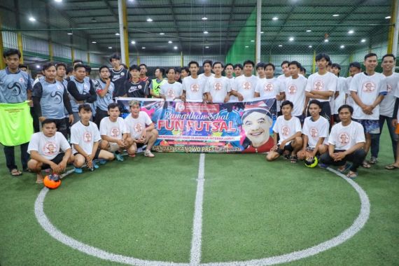 PMN Sumsel Gelar Pertandingan Persahabatan Futsal Antarkomunitas - JPNN.COM