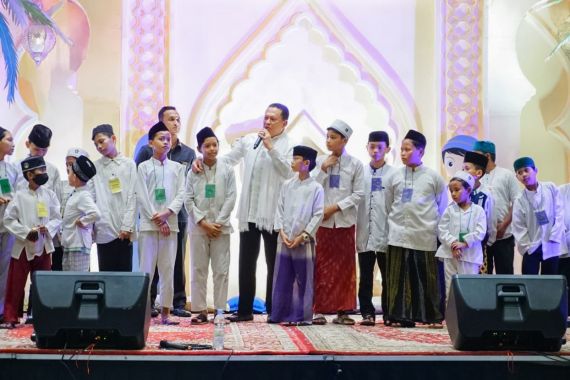 Bamsoet Apresiasi Kiprah Jakarta With Love yang Menyantuni Lebih 500 Anak Yatim - JPNN.COM