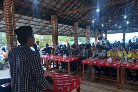 PMN Dukung Ganjar Gelar Tausiah dan Bukber Bareng Komintas Ojol di Sumsel - JPNN.COM