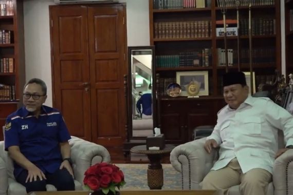 Setelah Jamu Yusril dan Hary Tanoe, Prabowo Kini Kedatangan Ketum PAN - JPNN.COM