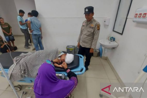 Mukjizat, Anak 11 Tahun Selamat Seusai Tersambar Kereta Api - JPNN.COM