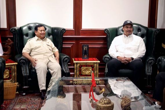 Menhan Prabowo Terima Kunjungan Menpora Dito, Begini Harapannya - JPNN.COM