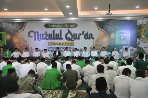 Peringati Malam Nuzululquran, Mardiono Ajak Kader PPP Pahami Isi Al-Quran - JPNN.COM