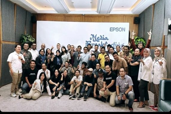 Gelar Buka Puasa Bersama dengan Awak Media, Bos Epson Berpesan Begini - JPNN.COM