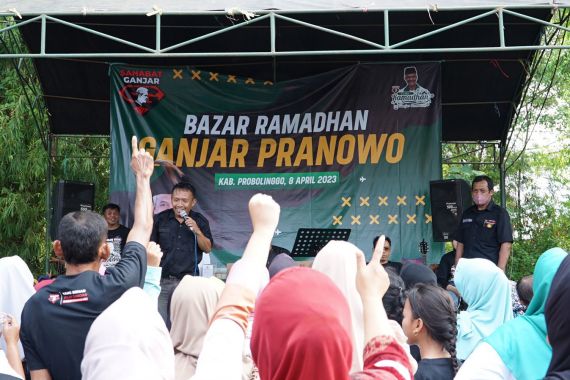 Safari Ramadan Ganjar Pranowo, Saga Makin Masif Gerilya di Jatim - JPNN.COM