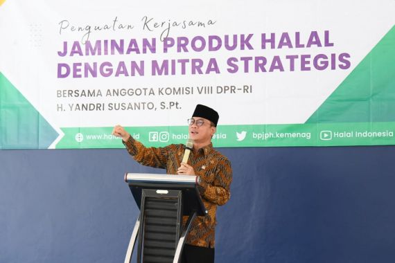 Wakil Ketua MPR Yandri Susanto Dorong Pelaku UMK Dapatkan Sertifikat Halal Secara Gratis - JPNN.COM