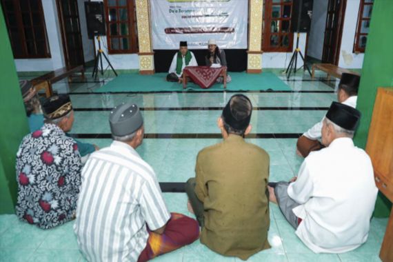 Gus-Gus Nusantara Gelar Kegiatan Mengaji dan Tausiah Ramadan di Pondok Pesantren Bani Hasan - JPNN.COM