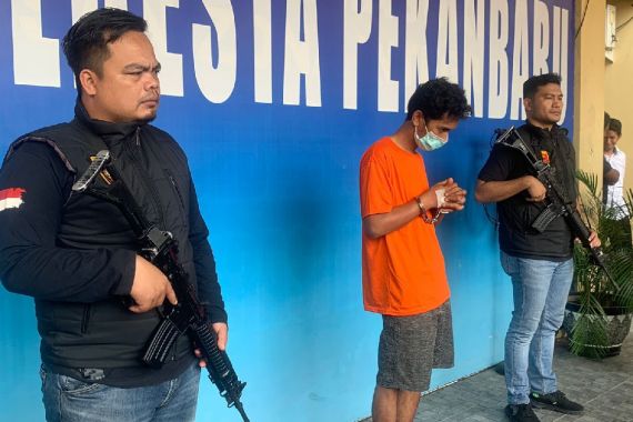 Pria di Pekanbaru Tewas Dibunuh Teman Masa Kecil, Motifnya, Astagfirullah - JPNN.COM