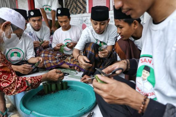 Santri Dukung Ganjar Gelar Pelatihan Tani Milenial di Serang - JPNN.COM