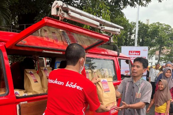 Food Truck bodrex Berkeliling di Jabodetabek, Bag-Bagi Paket Makanan Berbuka - JPNN.COM