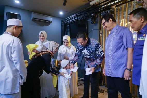Berkah Ramadan, Ketua MPR Bambang Soesatyo Bersama GERAK BS Santuni Anak Yatim - JPNN.COM