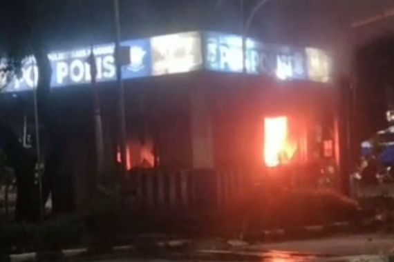 Pos Polisi Rusak Diserang OTK di Makassar, Kapolda Perintahkan Ini - JPNN.COM