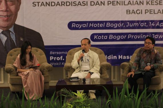 Syarief Hasan Beber Kunci Agar UMKM Indonesia Terus Naik Kelas dan Mengglobal - JPNN.COM