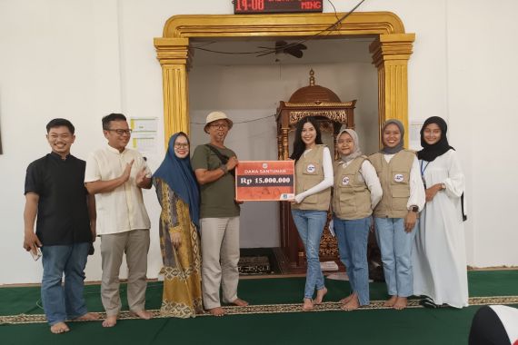Puteri Indonesia Berbakat 2022 Memotivasi Anak Panti Berjuang untuk Raih Sukses - JPNN.COM