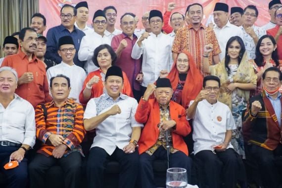 Ketua MPR Minta Soksi Bantu Pulihkan Perekonomian Nasional - JPNN.COM