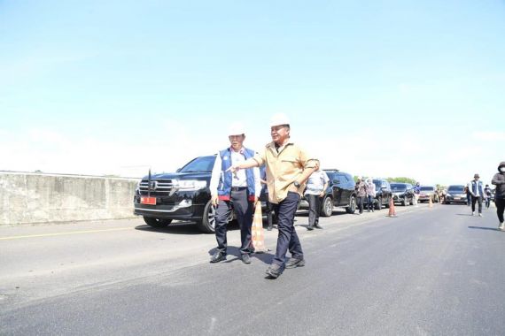 Sumsel Masuk Kategori Provinsi dengan Jumlah Jalan Rusak Paling Sedikit di Indonesia - JPNN.COM