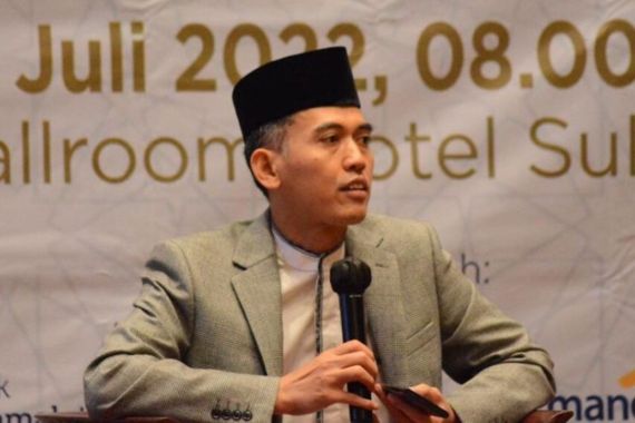 Kiai Niam Minta Saling Hormati dalam Sikapi Potensi Perbedaan Idulfitri - JPNN.COM