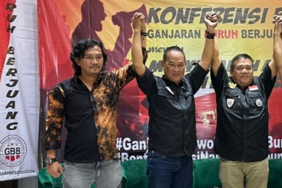 Ganjar Diusung PDIP Sebagai Capres 2024, Ganjaran Buruh Berjuang Bereaksi Begini - JPNN.COM