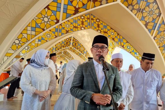 Ridwan Kamil Berharap Semua Sepakat soal Survei Cewek Paling Cantik di Indonesia - JPNN.COM