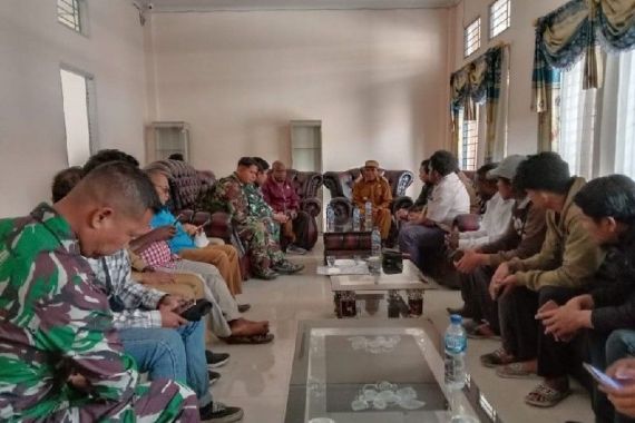 TNI dan Polri Kontak Tembak dengan KKB di Intan Jaya - JPNN.COM