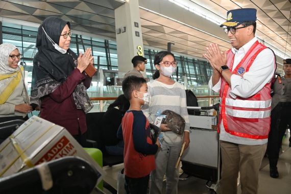 Penumpang di Bandara Soetta Naik 25 Persen, Kabar Baik Buat Industri Penerbangan - JPNN.COM