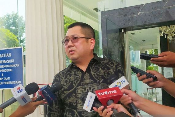 KNPI Riau Sebut Hanya Hary Tanoesoedibjo Pengusaha yang Tidak Merusak Alam - JPNN.COM