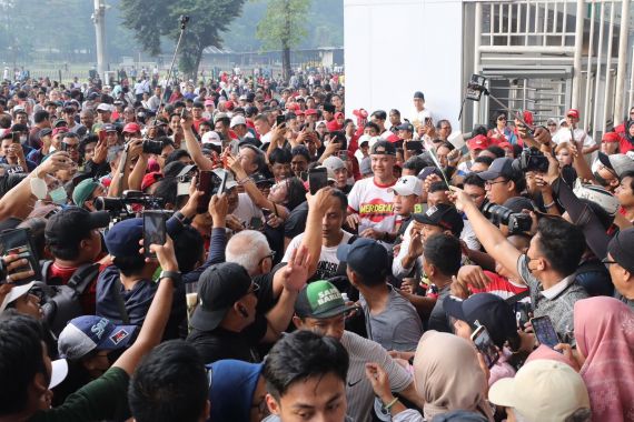 Ganjar Pranowo Diteriaki Presiden Ketika Lari Pagi di GBK - JPNN.COM