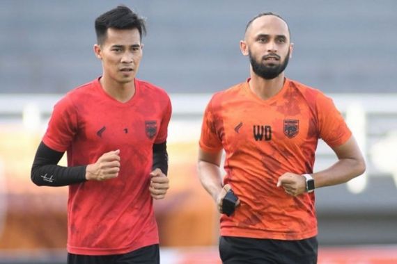 Kontrak Angga Saputro & Hendro Siswanto di Borneo FC Diperpanjang Dua Musim Lagi - JPNN.COM