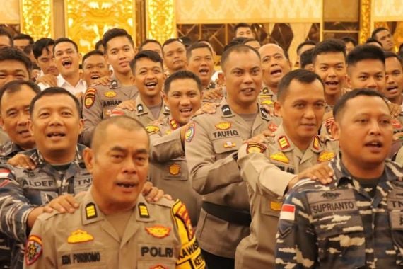 Perdana di Riau, Polres Meranti Hipnoterapi TNI, Lihat - JPNN.COM