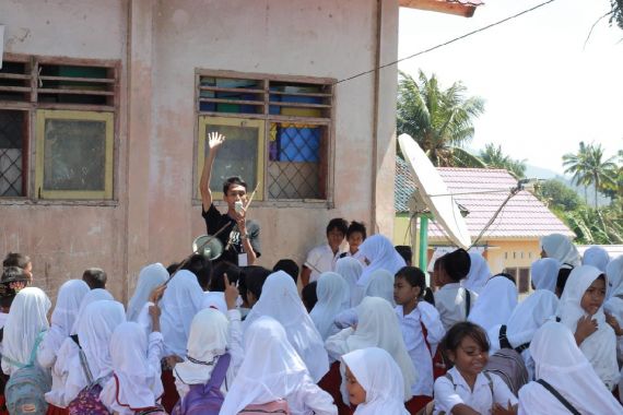 Refleksi Hardiknas: Akses & Sarana Pendidikan Masih Jadi Persoalan di Lombok Tengah - JPNN.COM